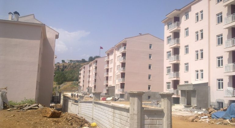 İnşaat Taahhüt
